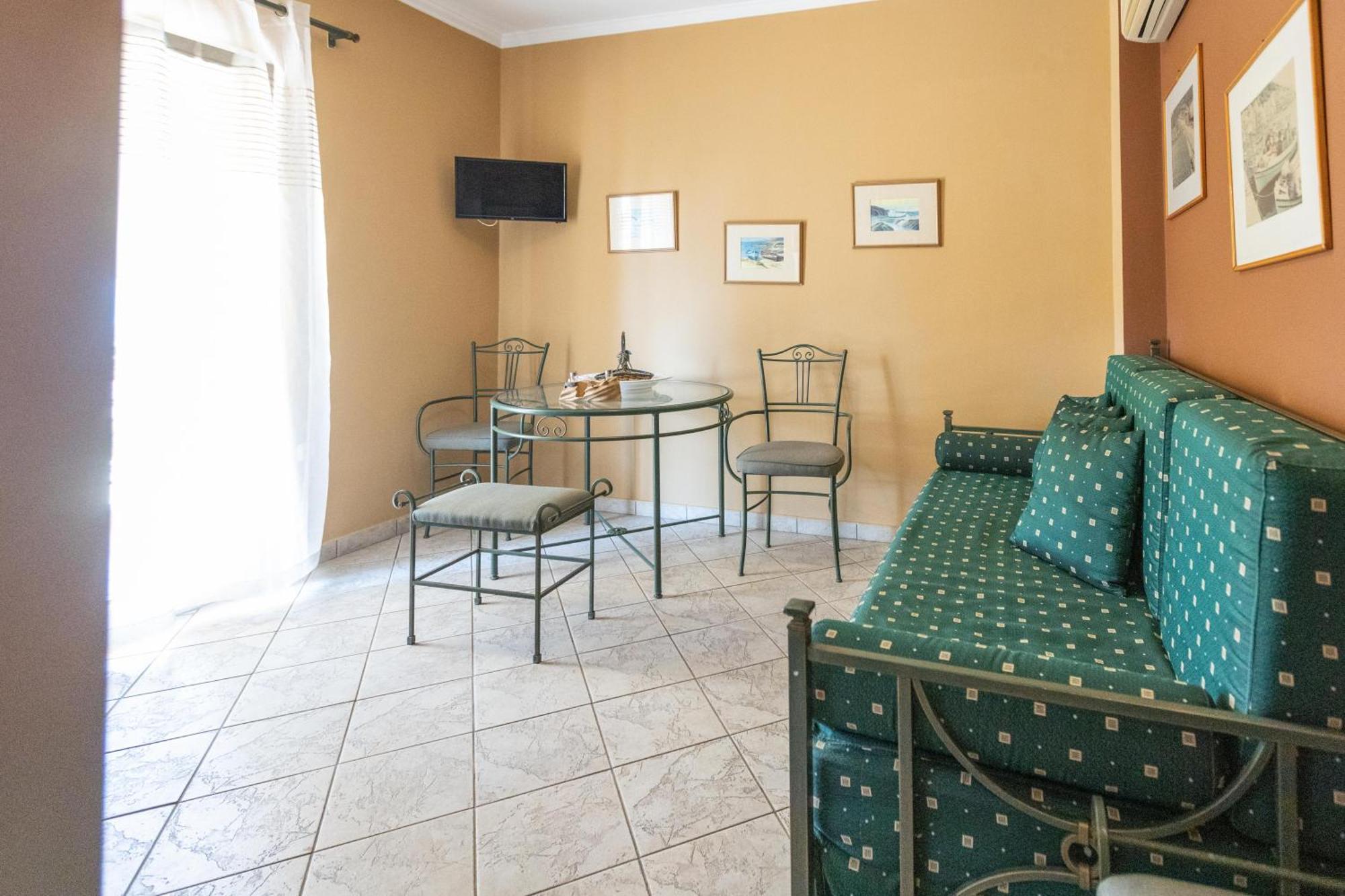 Apartamento Amfitrion Githio Exterior foto